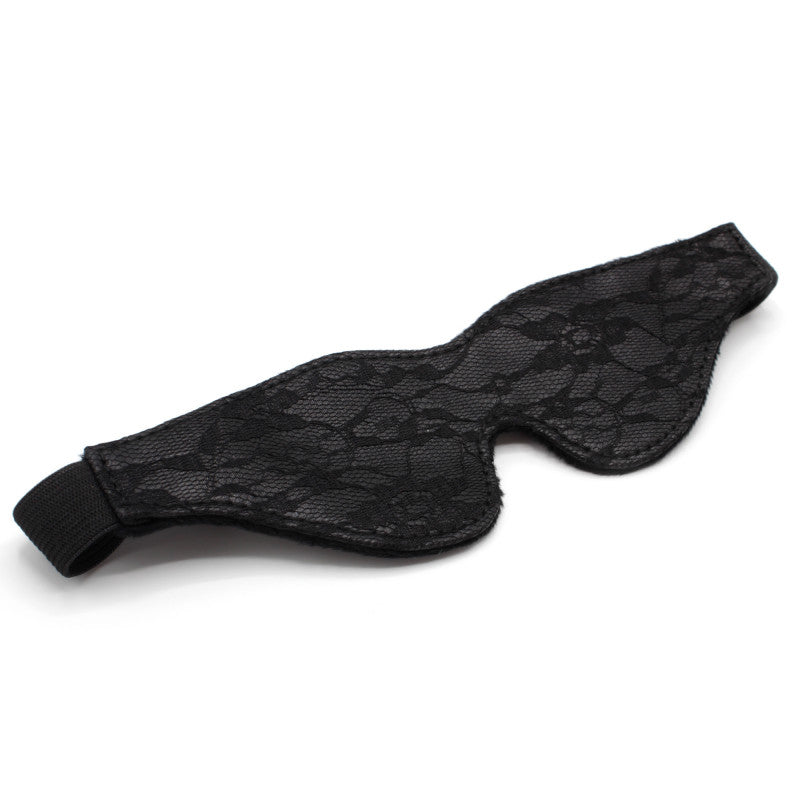 Coffret 3 Pièces En Velours Et Dentelles Noires Kink BDSM